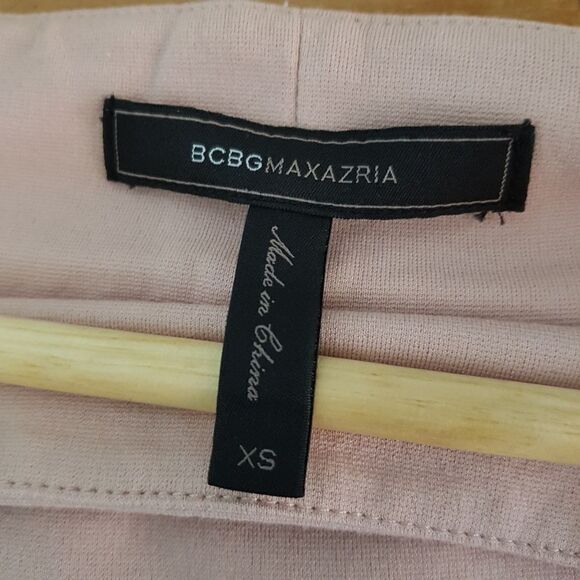 BCBG MaxAzria XSmall Pink Long Sleeve Off the Shoulder Peplum Top - Picture 2 of 11